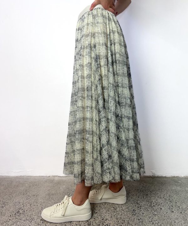 Alternative view of Coco Butter Tulle Skirt